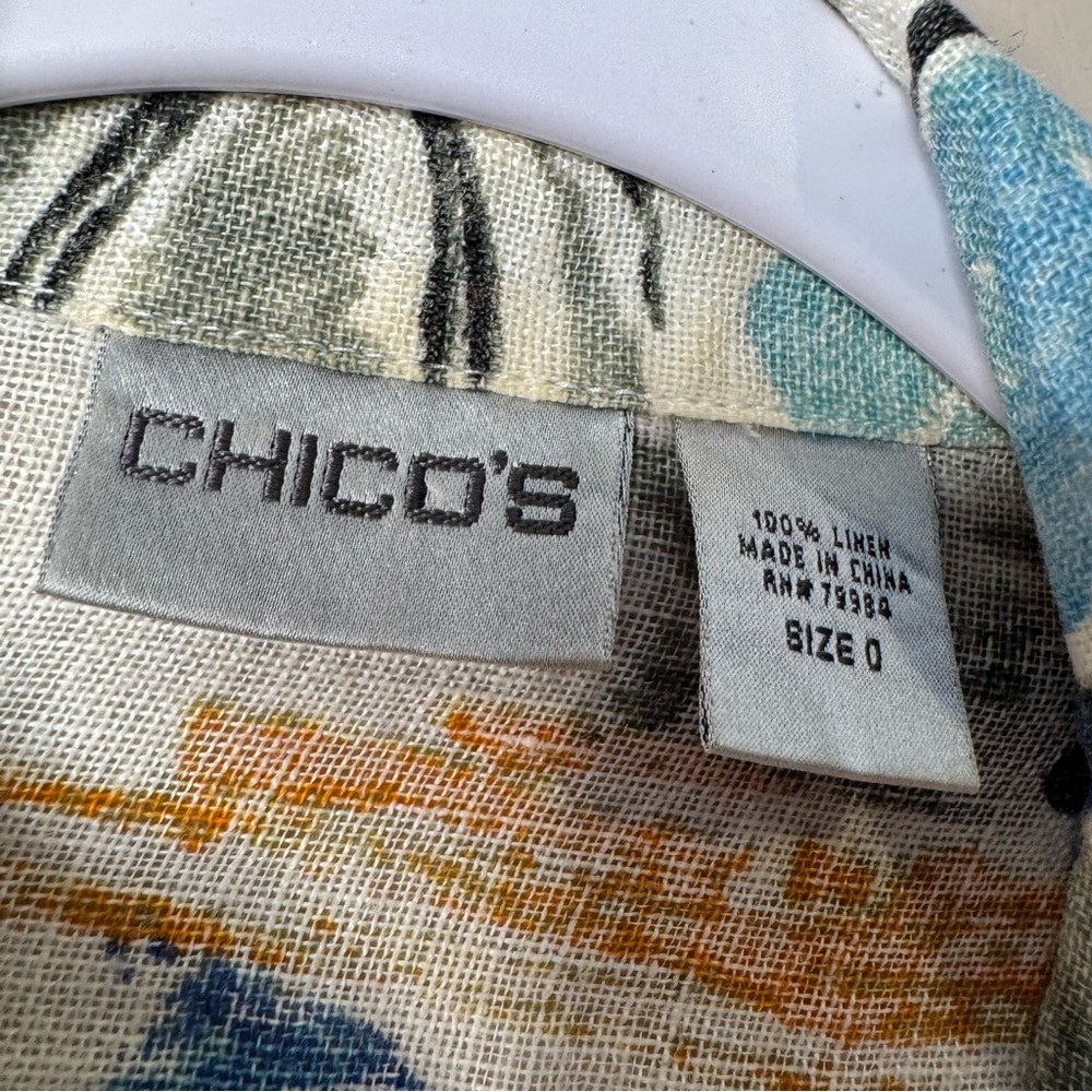 Chico's 100% Linen Multicolor Button Top Art To Wear Size 0 S L45 - Picture 3 of 6